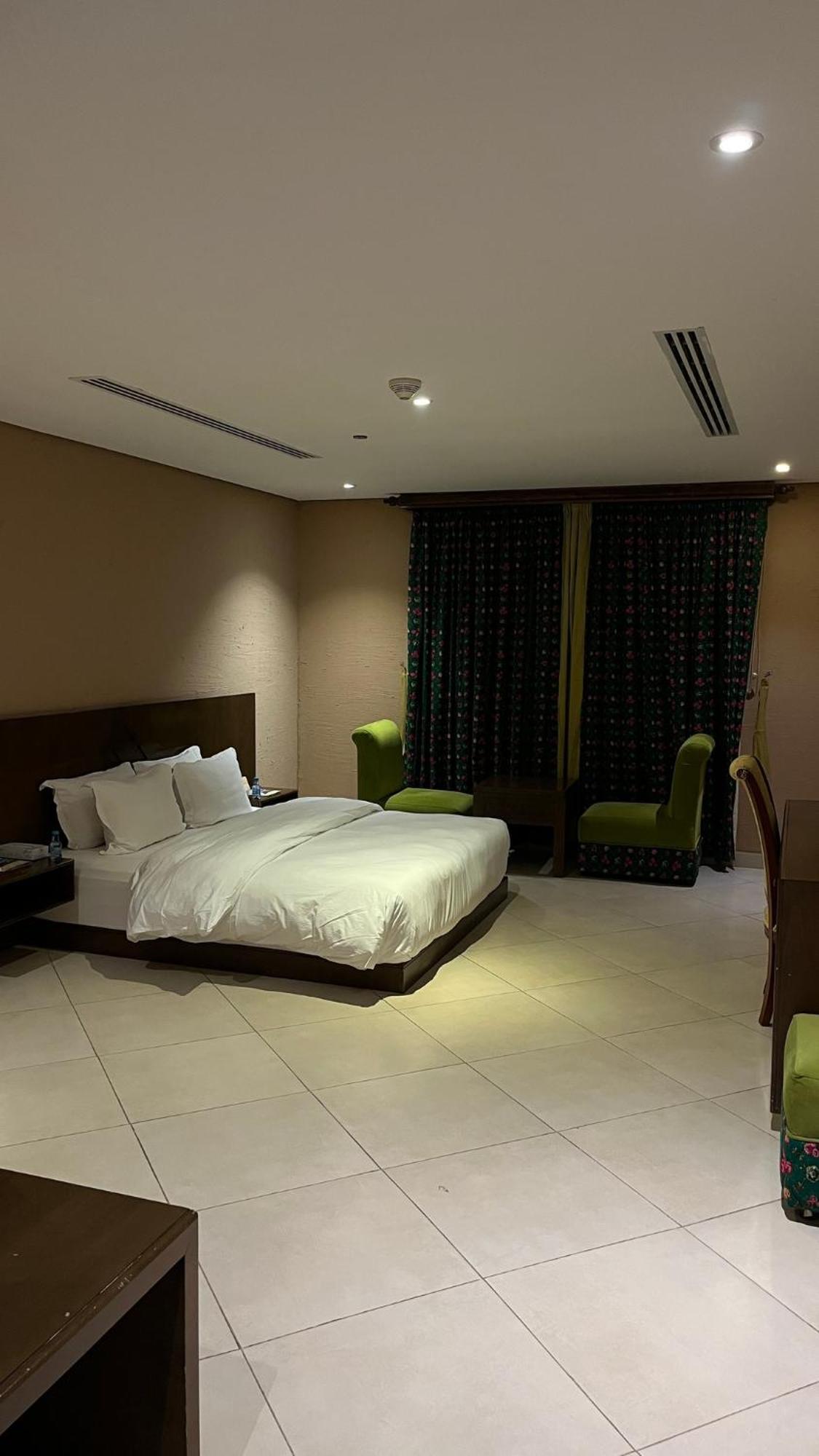 Al Malfa Resort Unaizah Exterior photo