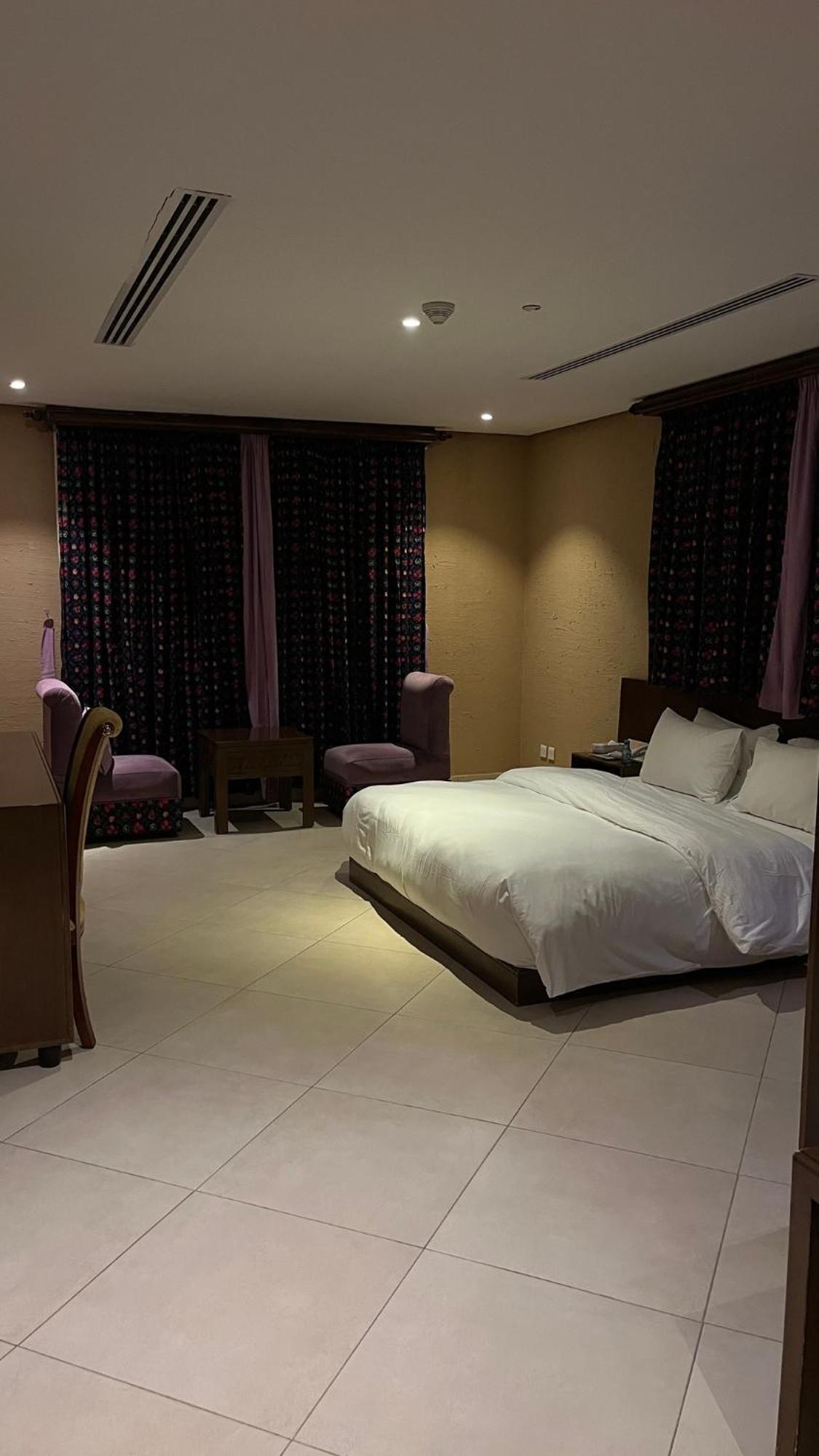 Al Malfa Resort Unaizah Exterior photo