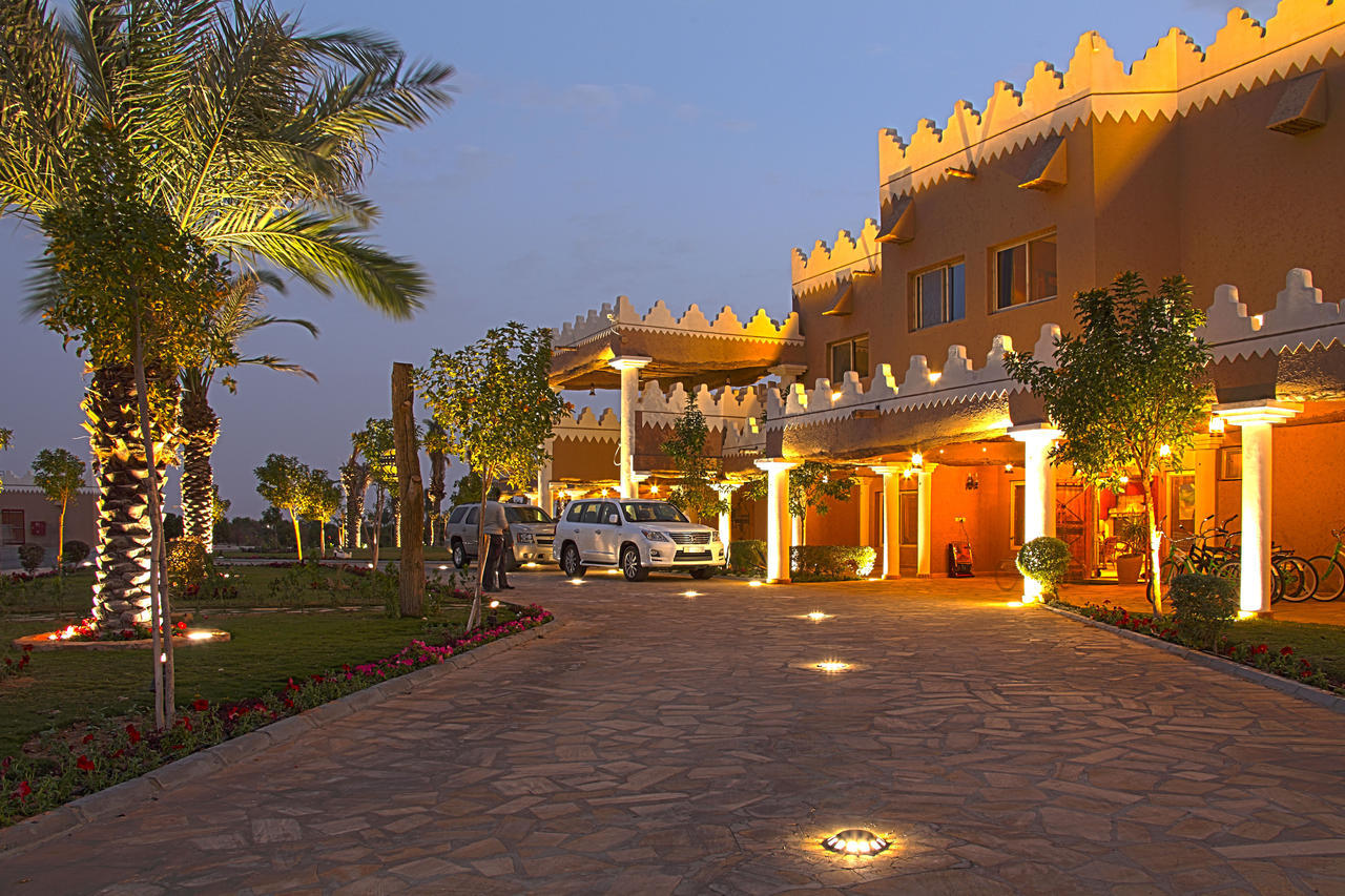 Al Malfa Resort Unaizah Exterior photo